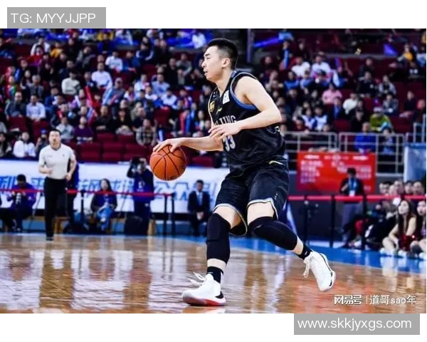 羽毛球赛事裁判公正性探讨与历史争议事件分析 羽毛球赛事裁判公正性探讨与历史争议事件分析