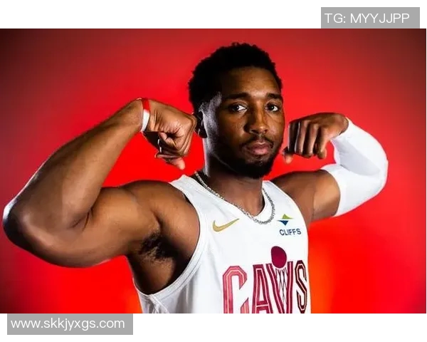 以镜头回顾米切尔泪目瞬间他用坚持与拼搏诠释篮球真谛