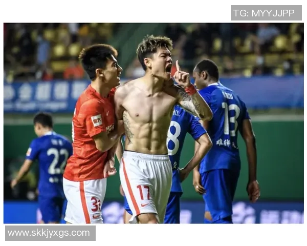 中超战报解析:上海海港逆转取胜 中超战报解析:上海海港逆转取胜