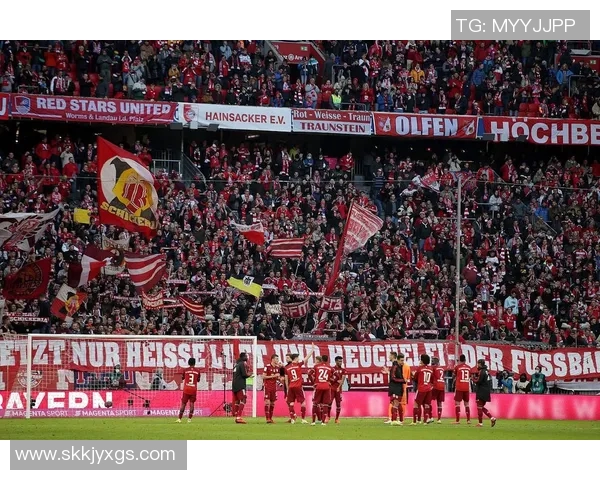 英超今日焦点大战即将打响豪门争锋巅峰对决吸引全球球迷目光 英超今日焦点大战即将打响豪门争锋巅峰对决吸引全球球迷目光